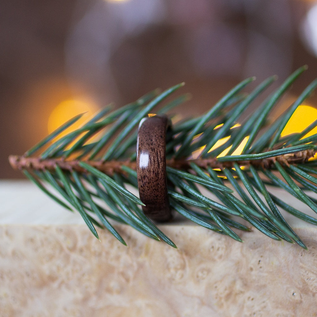 Walnut wood ring